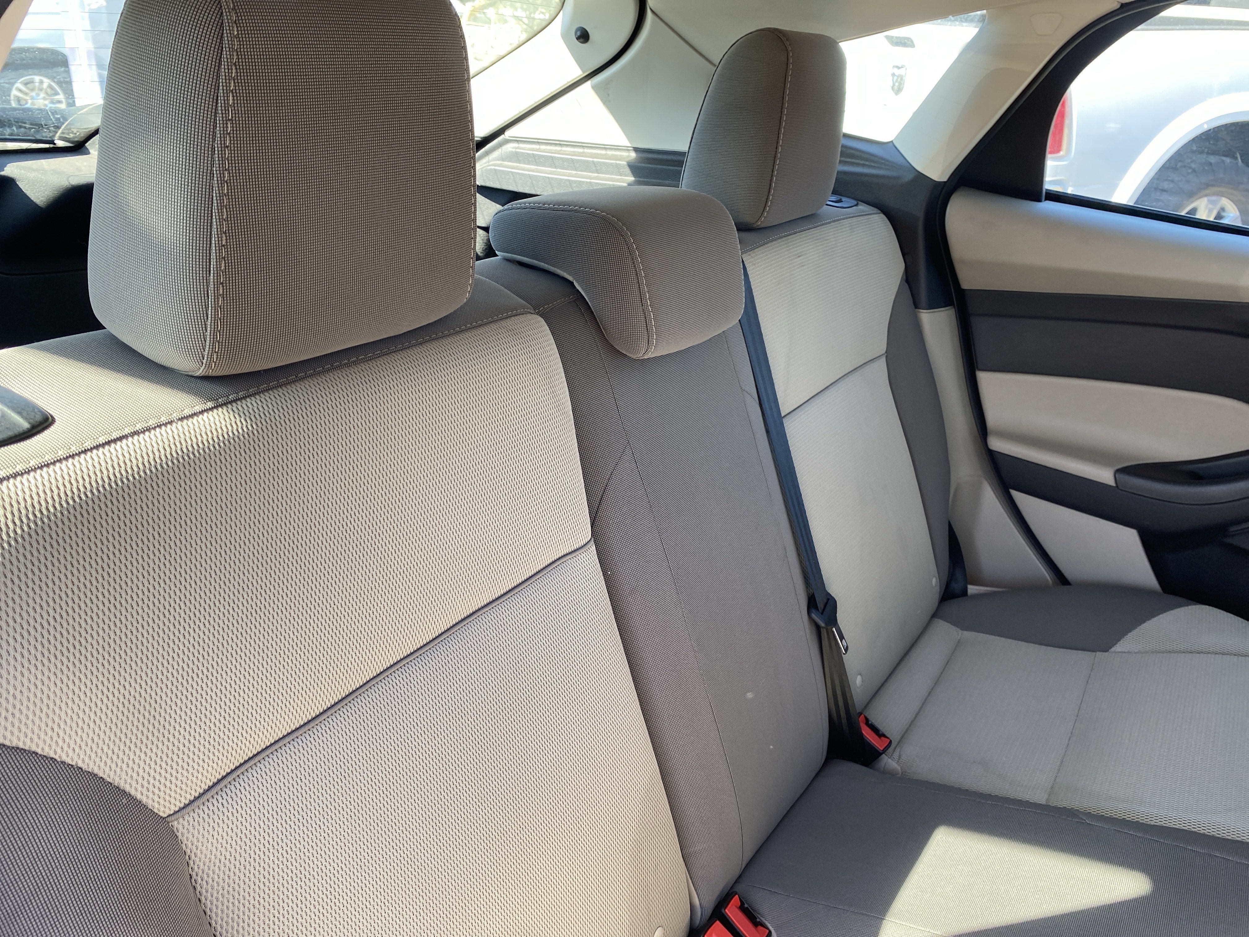 Used 2013 Ford Focus SE w/ SE Winter Pkg FWD image 25