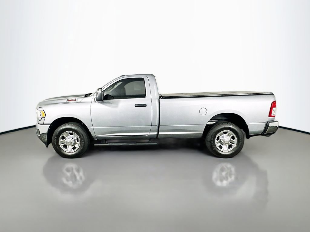 Used 2024 RAM 2500 Tradesman w/ Chrome Appearance Group image 4