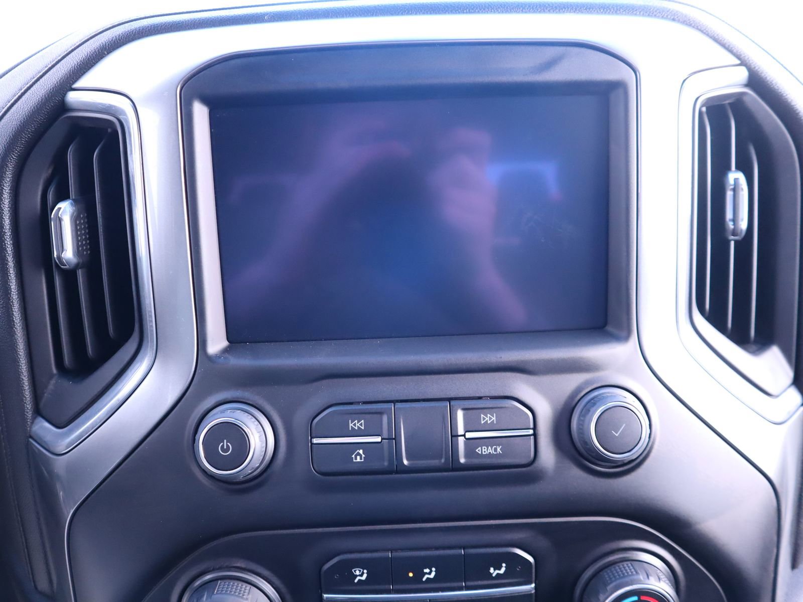 Used 2020 Chevrolet Silverado 2500 LT w/ Z71 Off-Road Package image 38