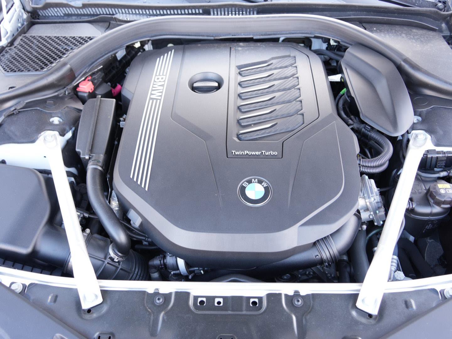 Used 2022 BMW 840i Coupe w/ Driving Assistance Package image 8