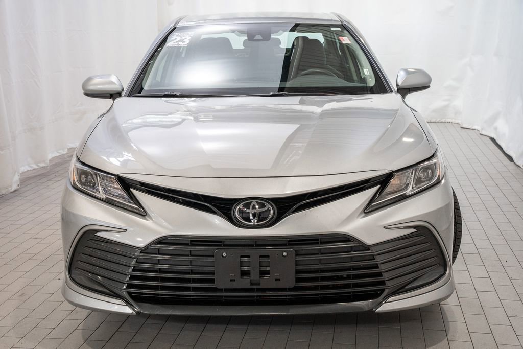 Used 2023 Toyota Camry LE image 2