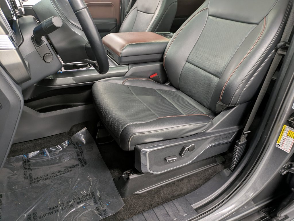 Used 2022 Ford F150 Lariat w/ Equipment Group 502A High image 9