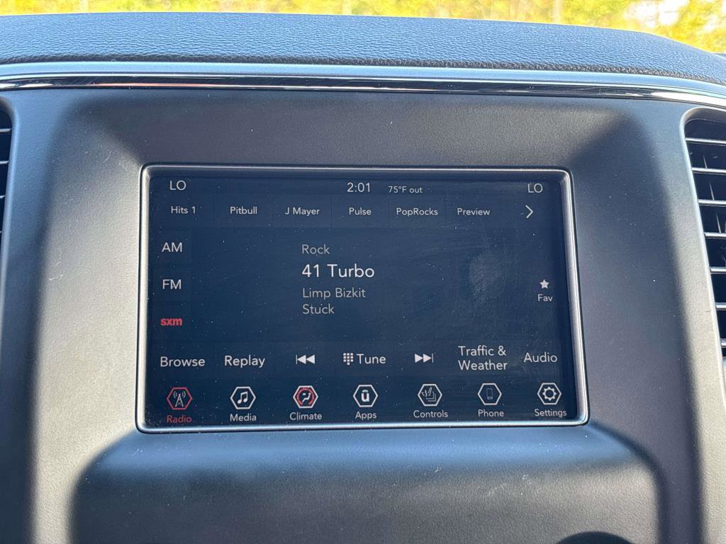 Used 2019 Jeep Grand Cherokee Laredo image 19