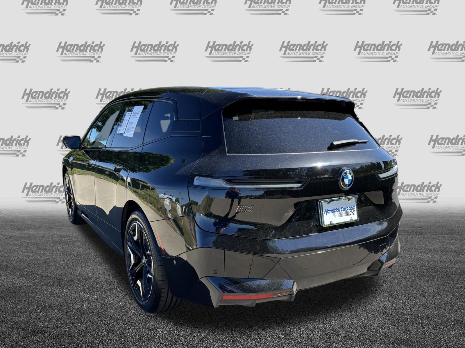 Certified 2023 BMW iX M60 w/ Executive Package AWD/4WD image 8