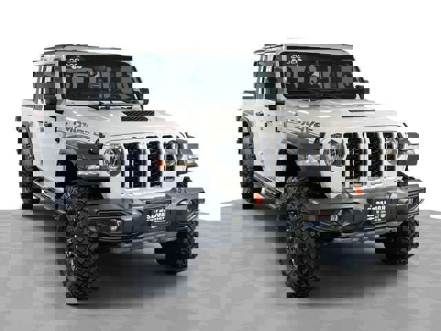 Used 2022 Jeep Gladiator Mojave w/ Cold Weather Group AWD/4WD image 1
