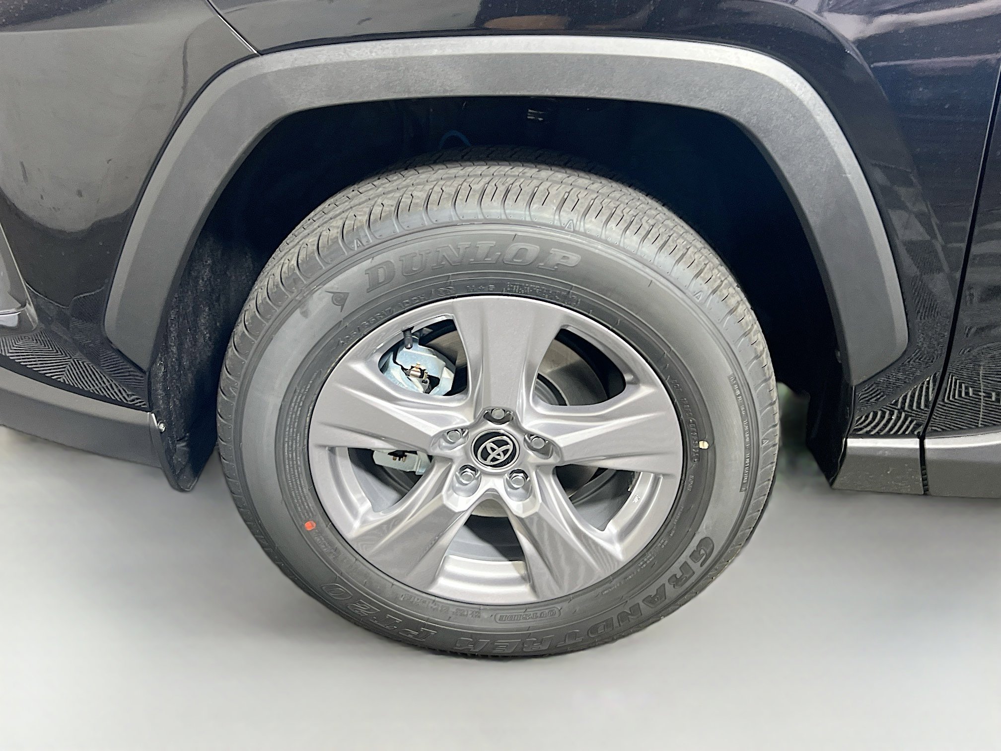 New 2025 Toyota RAV4 XLE image 13