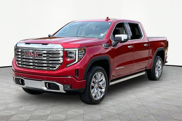 Used 2023 GMC Sierra 1500 Denali w/ Denali Reserve Package AWD/4WD image 3