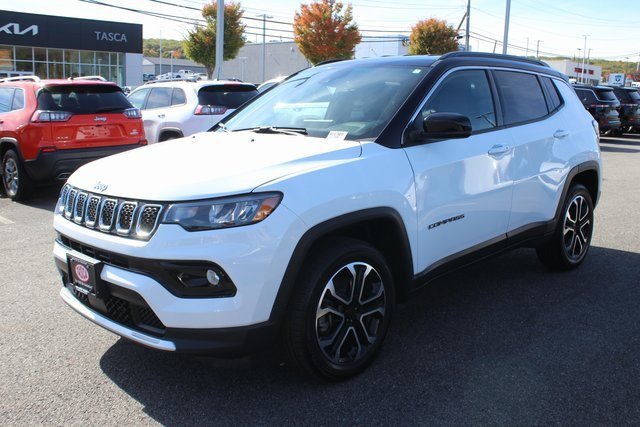 Used 2024 Jeep Compass Limited image 2