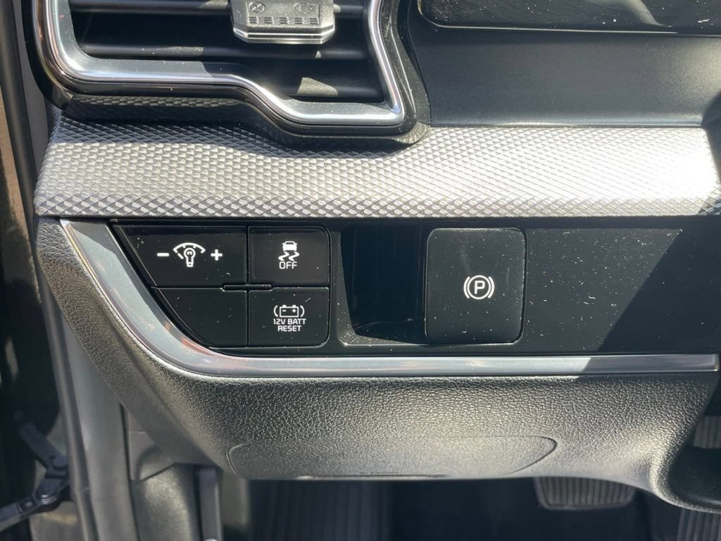 Certified 2023 Kia Sportage LX AWD/4WD image 25