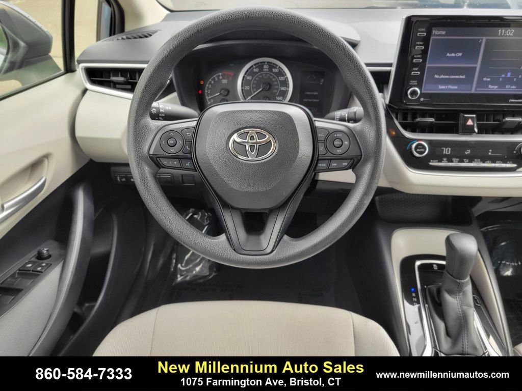 Used 2021 Toyota Corolla LE w/ LE Convenience Package image 13