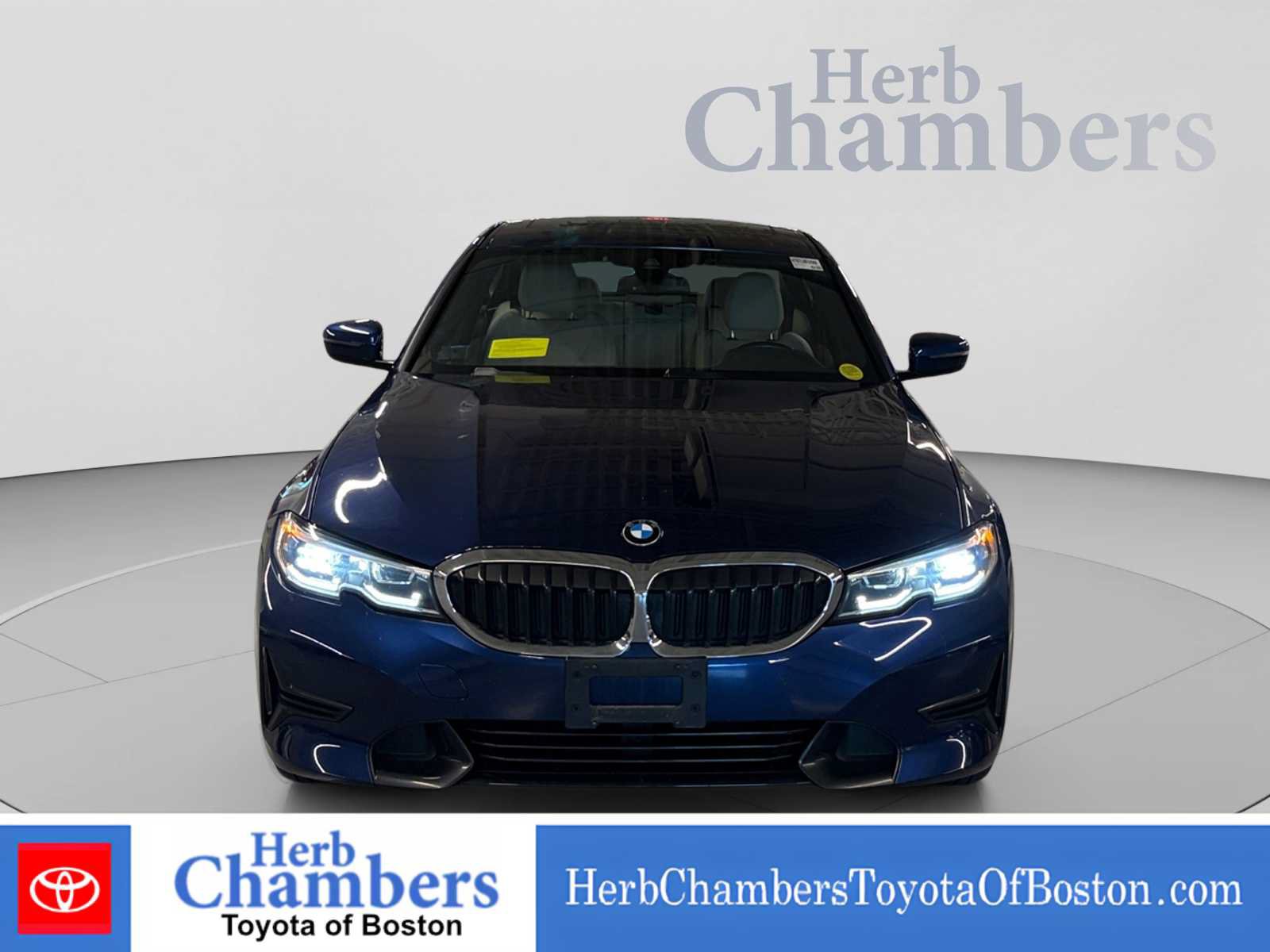 Used 2020 BMW 330i xDrive Sedan w/ Convenience Package AWD/4WD image 2