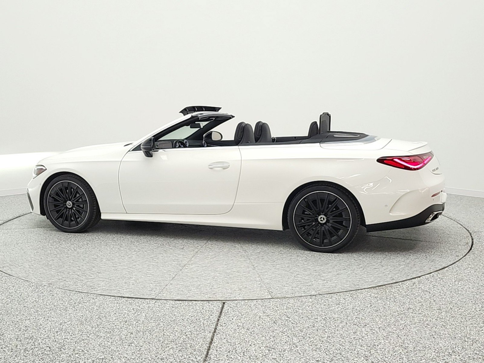 Certified 2024 Mercedes-Benz CLE 300 4MATIC Cabriolet image 8
