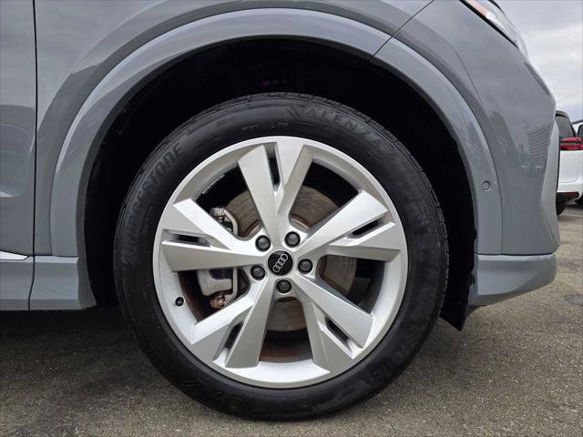 Certified 2023 Audi Q4 e-tron Premium Plus w/ Premium Plus AWD/4WD image 9