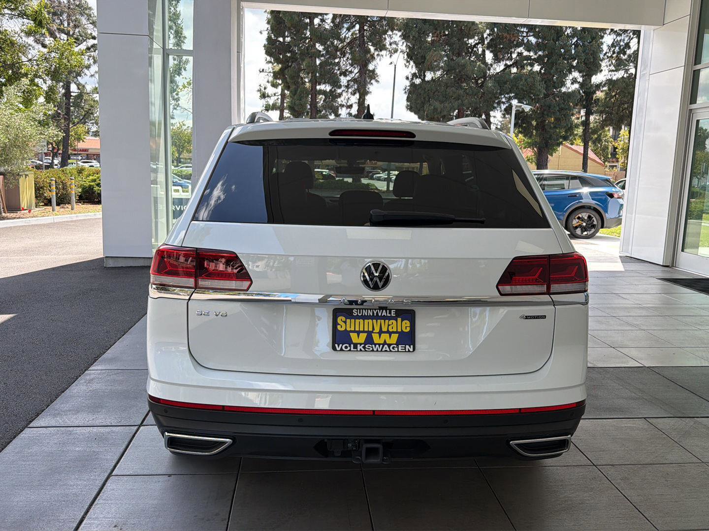 Certified 2023 Volkswagen Atlas SE AWD/4WD image 4