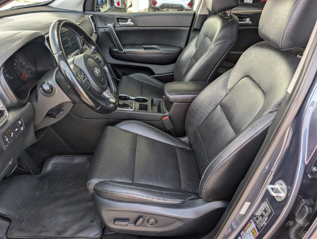 Used 2017 Kia Sportage EX w/ EX Technology Package FWD image 8