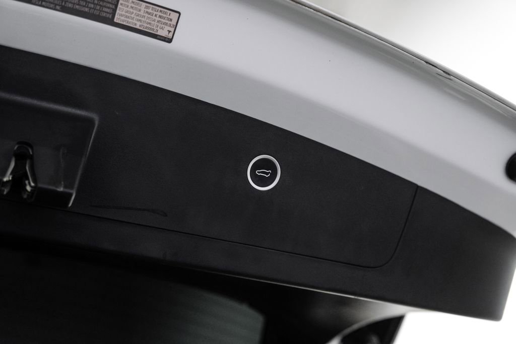 Used 2017 Tesla Model X 75D AWD/4WD image 62