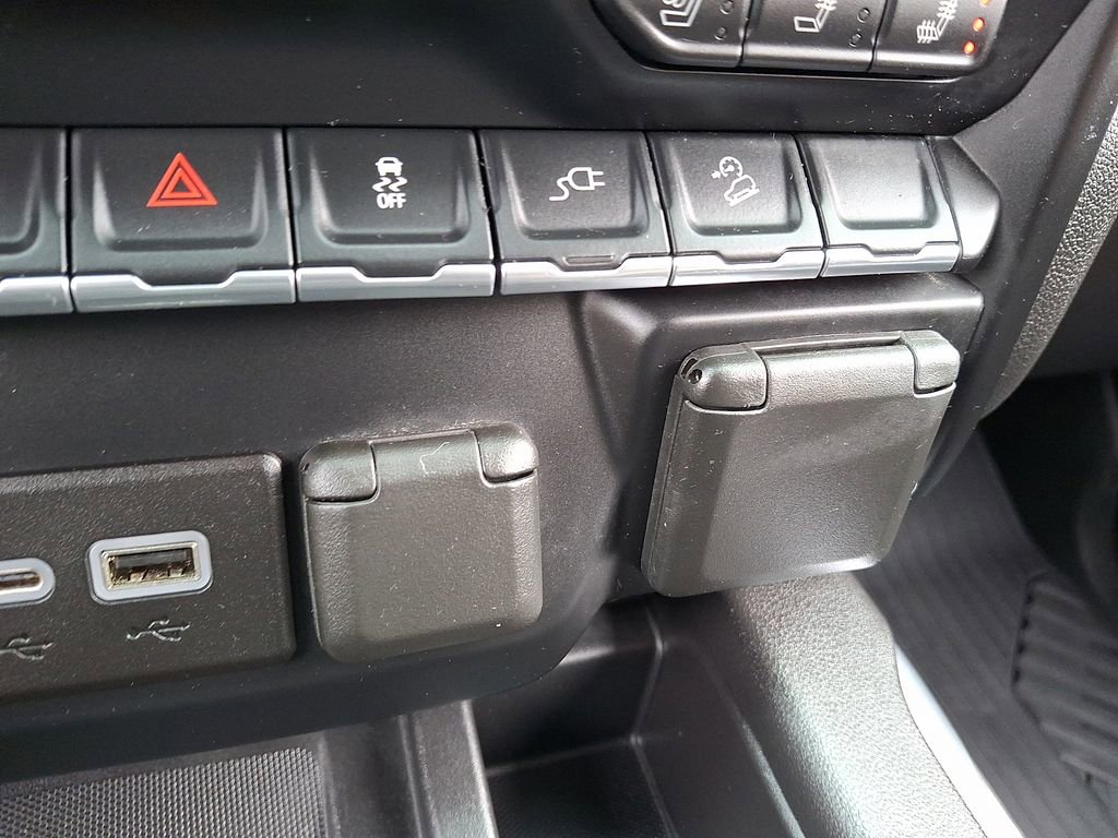 Used 2021 Chevrolet Silverado 1500 LTZ image 27