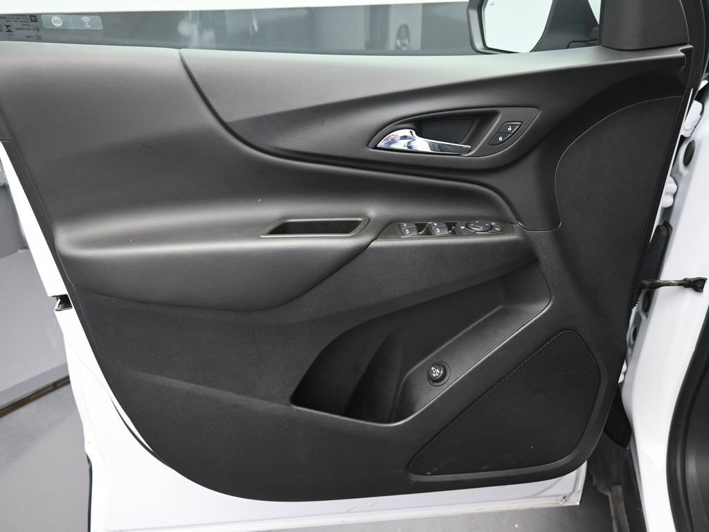 Used 2024 Chevrolet Equinox LT image 12