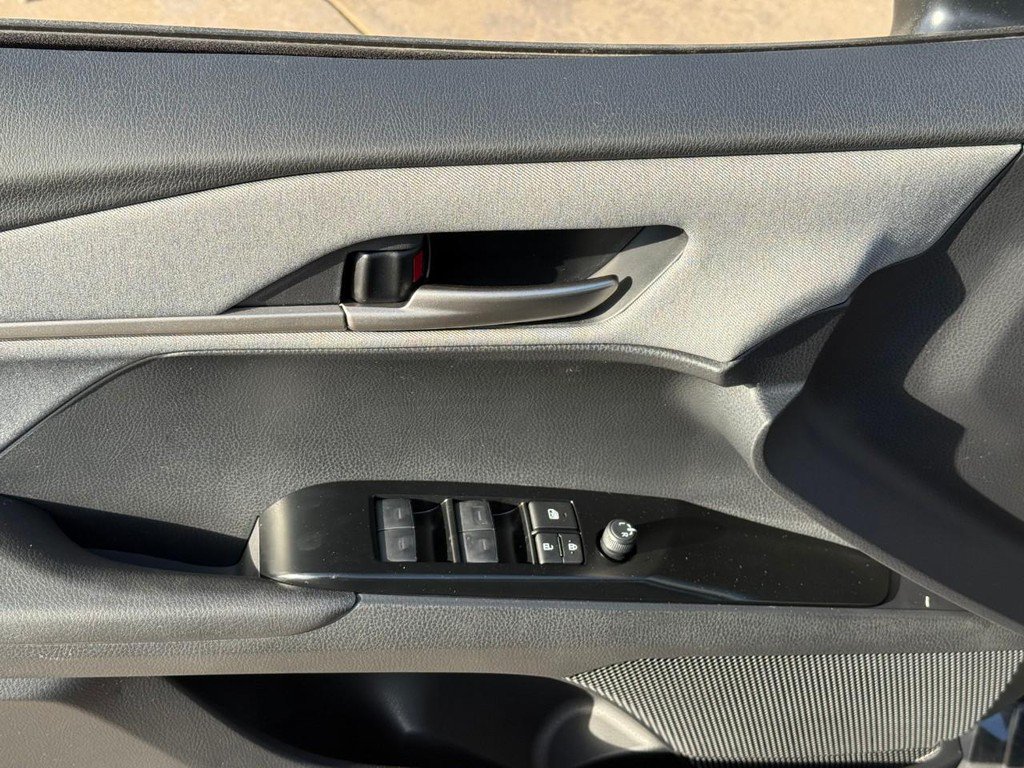 New 2026 Toyota Camry LE image 12