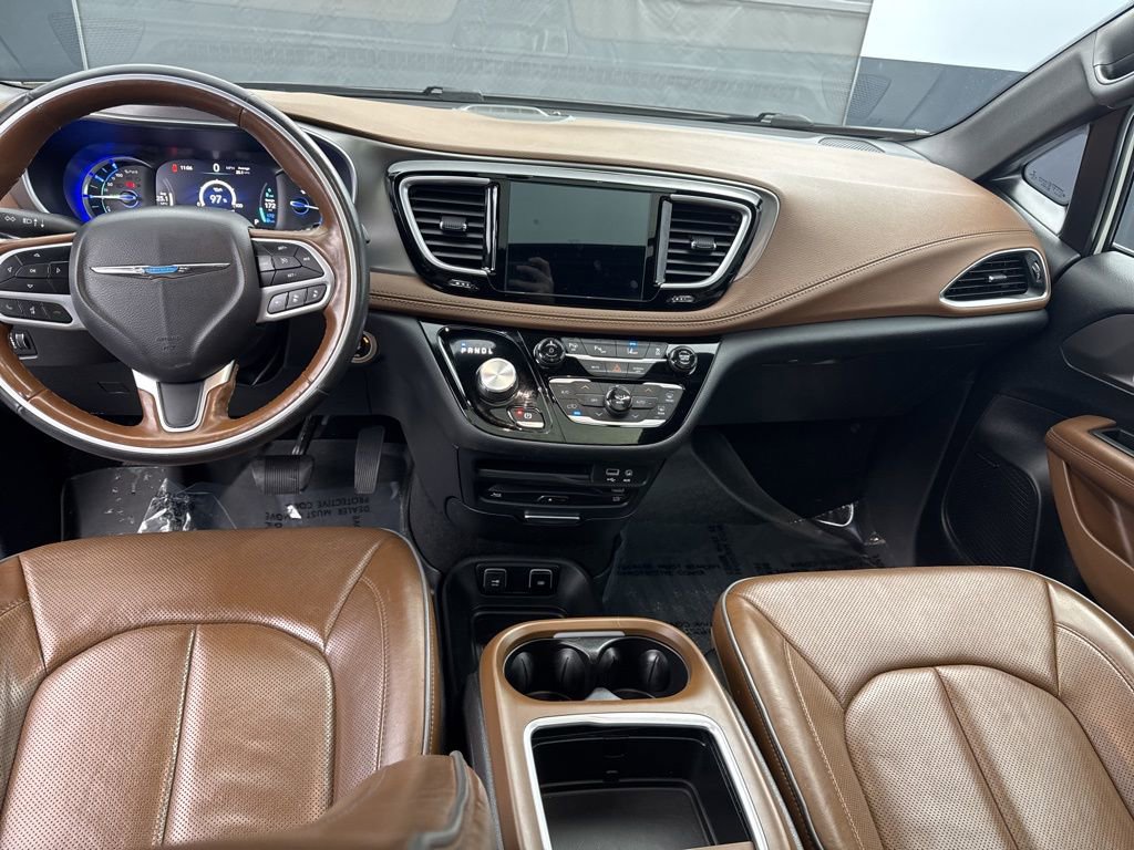 Used 2020 Chrysler Pacifica Limited w/ Advanced Safetytec Group image 11