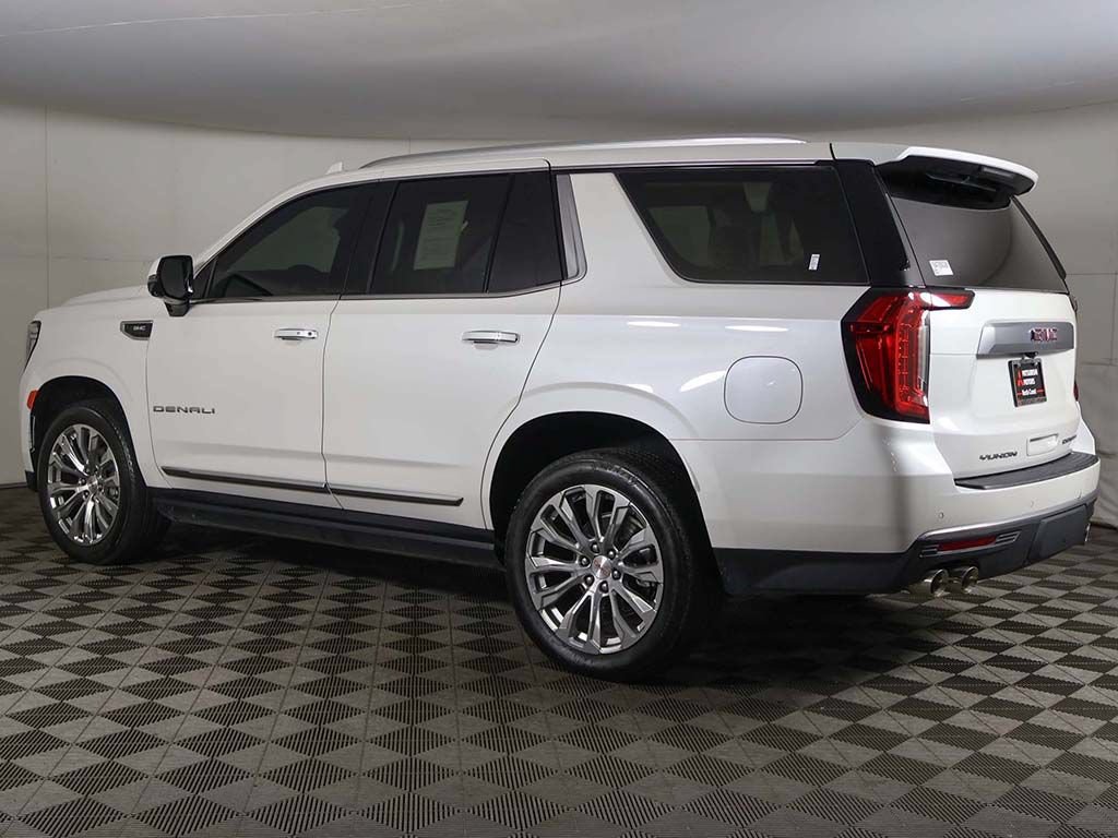 Used 2024 GMC Yukon Denali AWD/4WD image 15