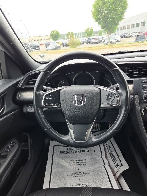 Used 2017 Honda Civic Sport image 12