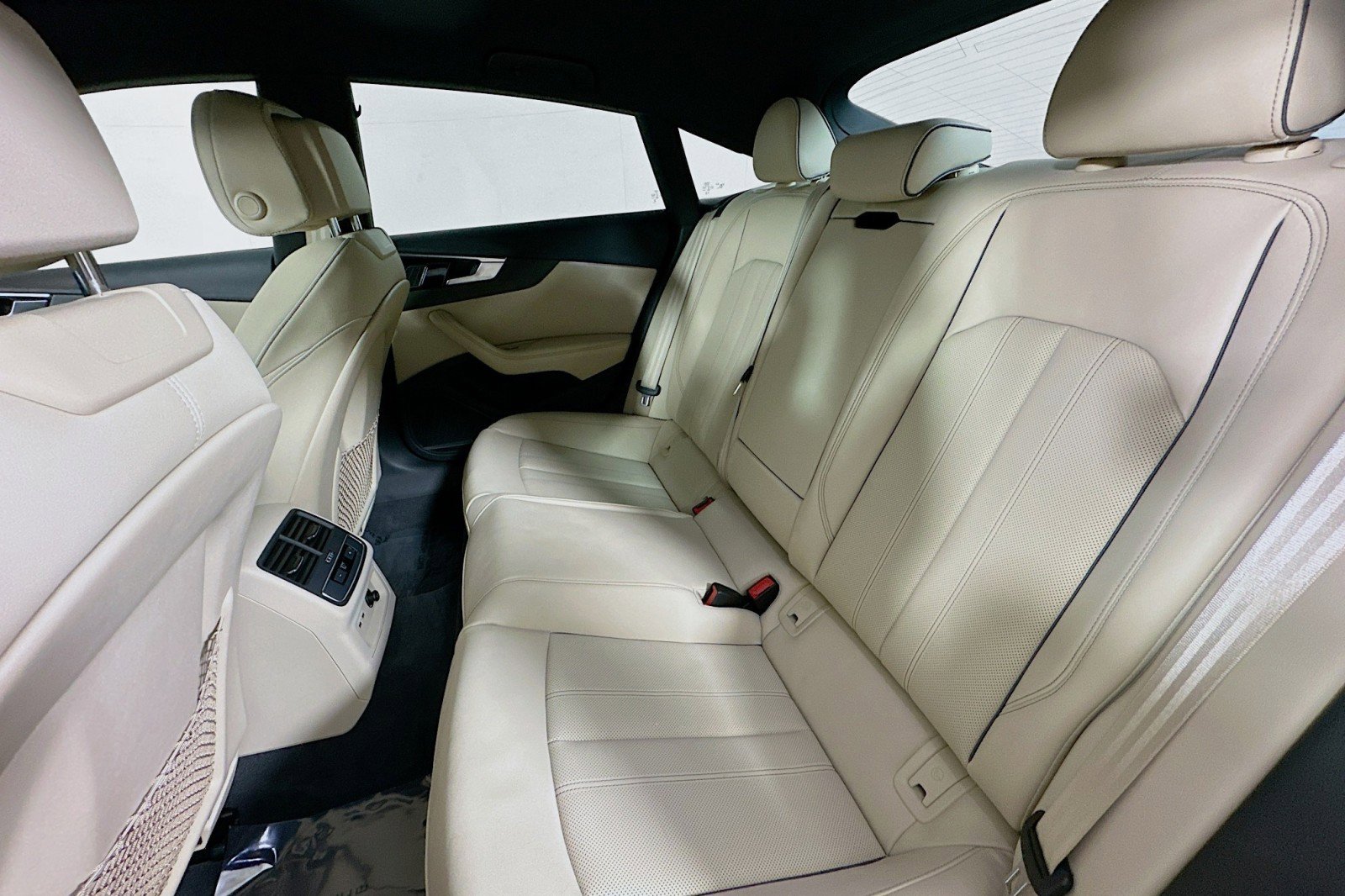 Used 2023 Audi A5 2.0T Premium Plus w/ Premium Plus image 9