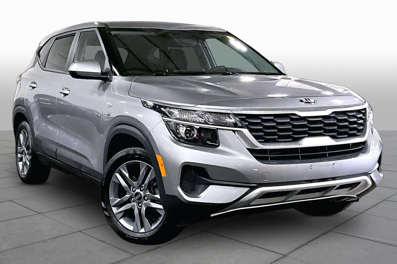 Used 2021 Kia Seltos LX AWD/4WD image 3