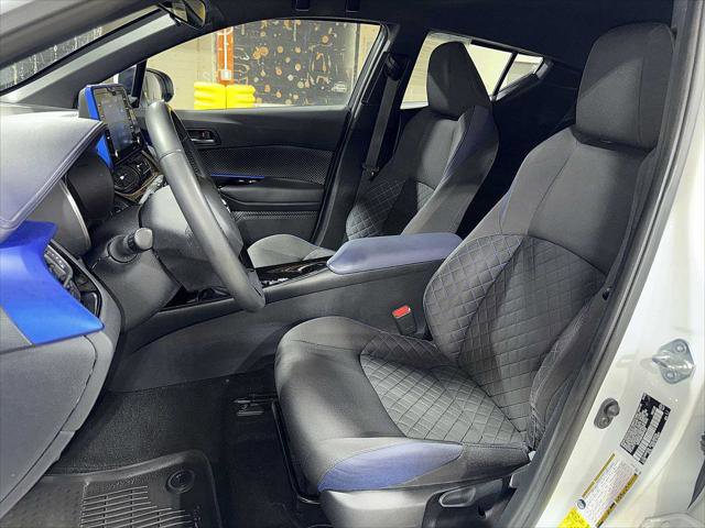 Certified 2022 Toyota C-HR XLE FWD image 15