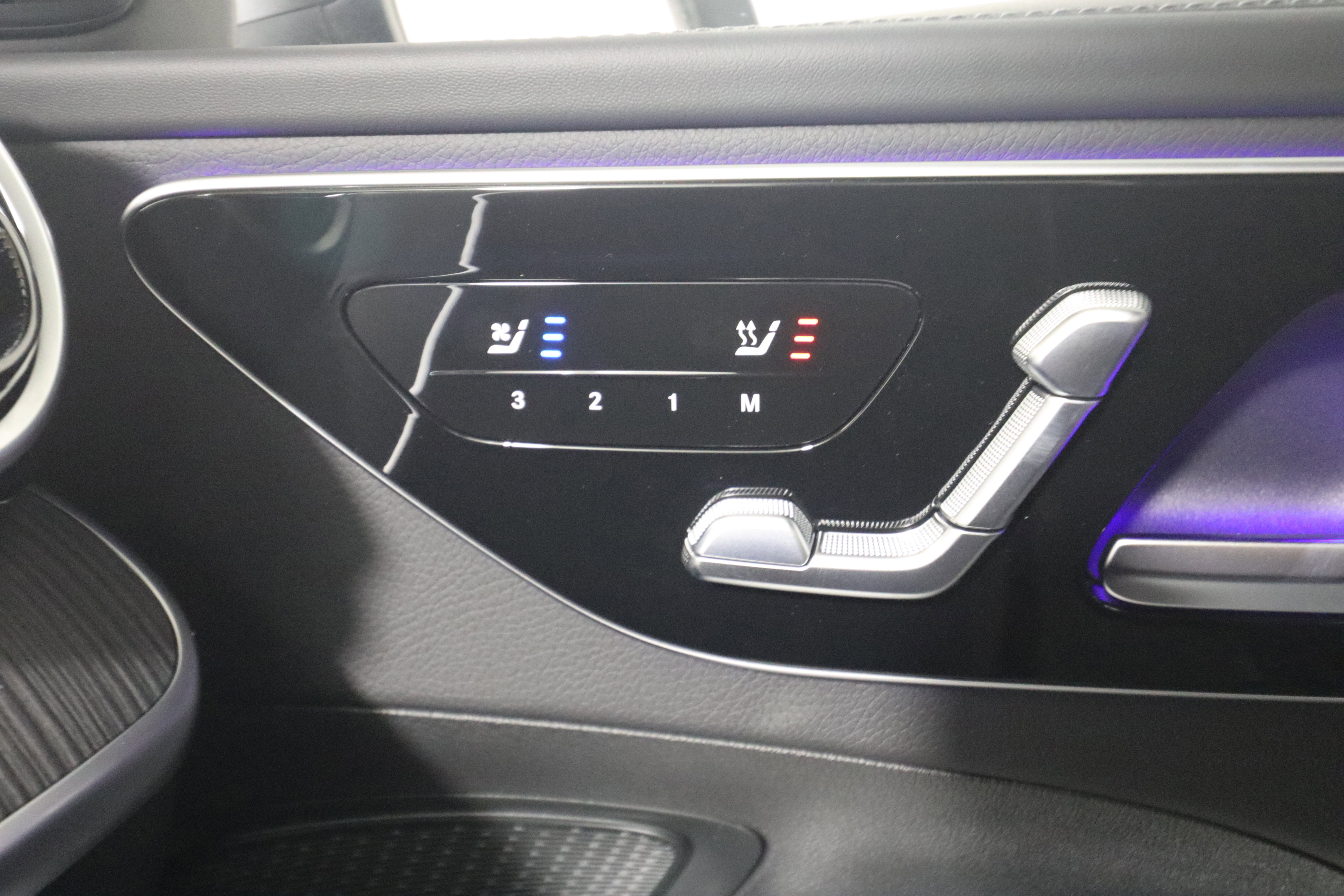 New 2026 Mercedes-Benz C 300 Sedan image 21