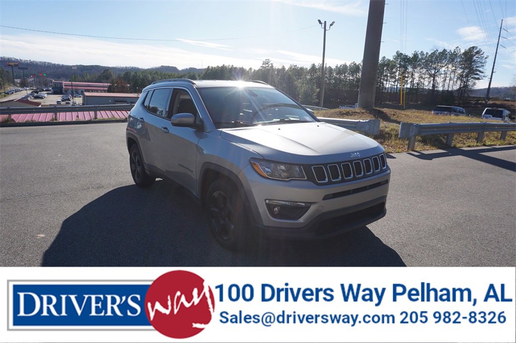 Used 2019 Jeep Compass Latitude w/ Popular Equipment Group image 1