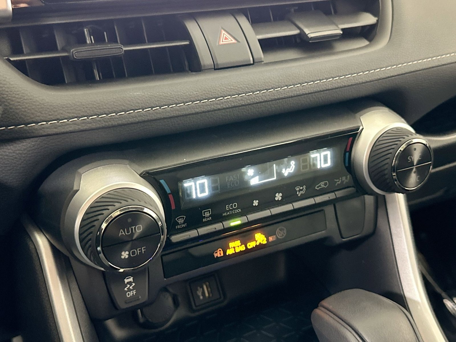 Used 2025 Toyota RAV4 XLE image 25