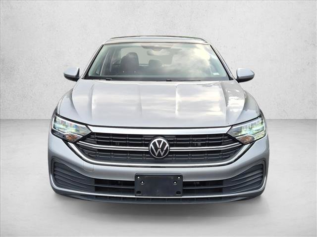 Used 2024 Volkswagen Jetta SE FWD video 2