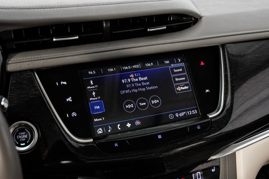 Used 2020 Cadillac XT6 Premium Luxury image 29