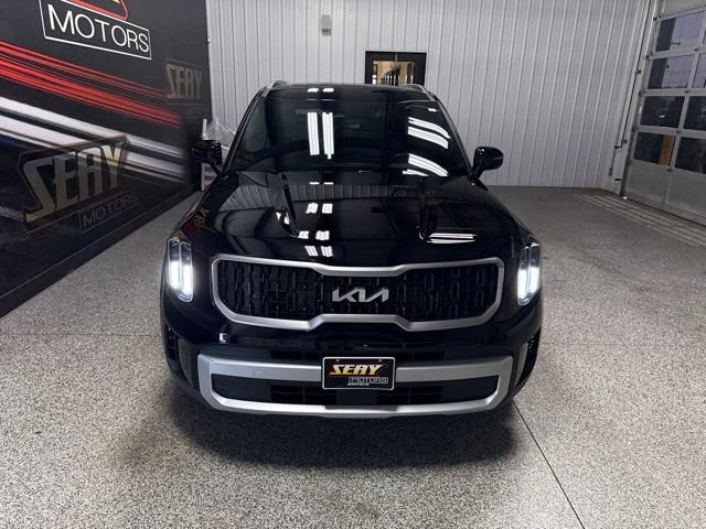 Used 2023 Kia Telluride EX w/ EX Captain's Chair Package AWD/4WD image 32
