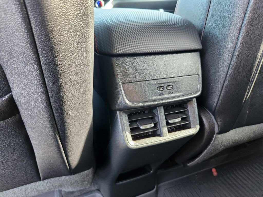 New 2026 Chevrolet Equinox RS w/ LPO, Floor Liner Package image 19