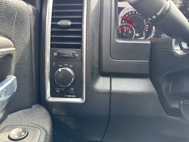 Used 2022 RAM 1500 Classic Warlock image 16