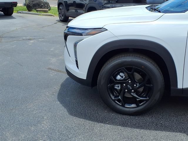 New 2026 Chevrolet Trax LT w/ Driver Confidence Package FWD image 14