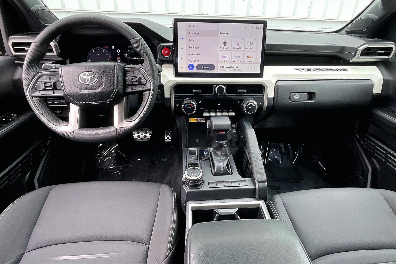 Used 2024 Toyota Tacoma TRD Sport w/ TRD Sport Upgrade Package AWD/4WD image 19