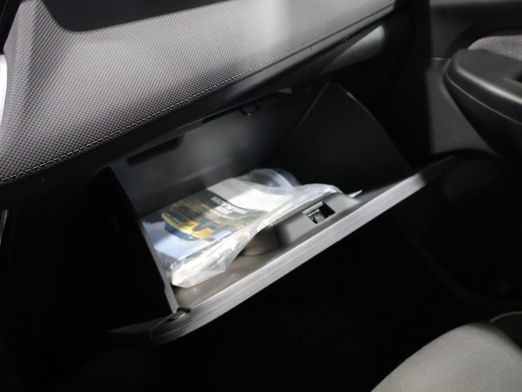 Used 2025 Chevrolet TrailBlazer LT AWD/4WD image 29