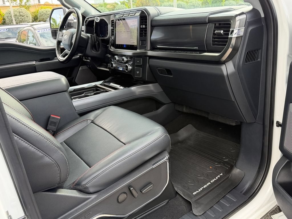 Used 2024 Ford F250 Lariat w/ Lariat Ultimate Package AWD/4WD image 17