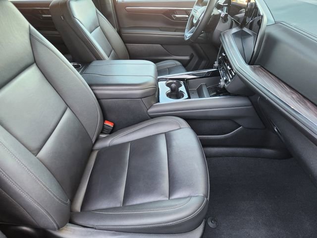 Used 2025 Chevrolet Tahoe LT image 11