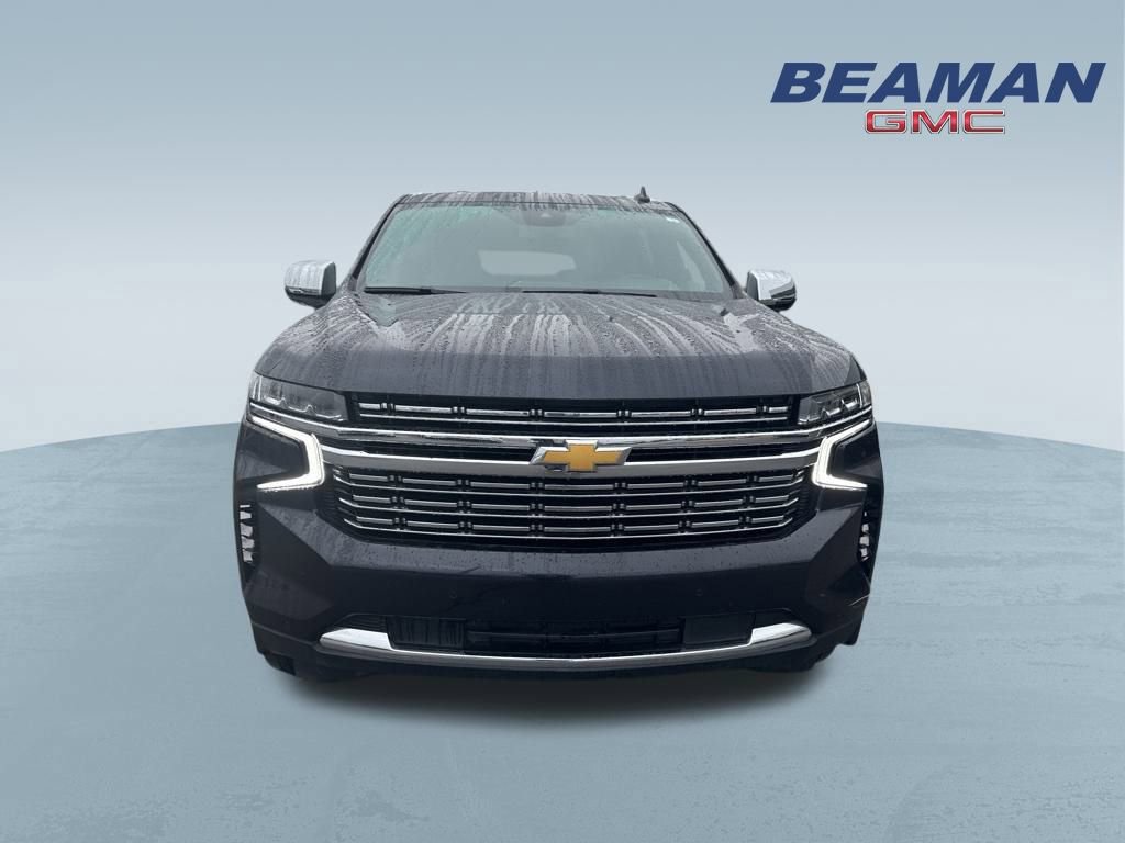 Used 2023 Chevrolet Suburban Premier image 2