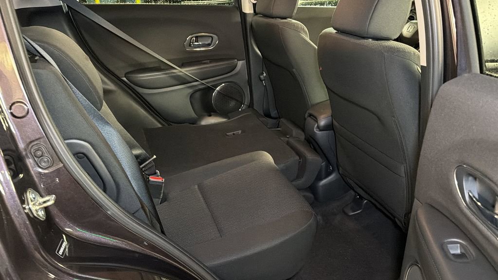 Used 2018 Honda HR-V EX image 13