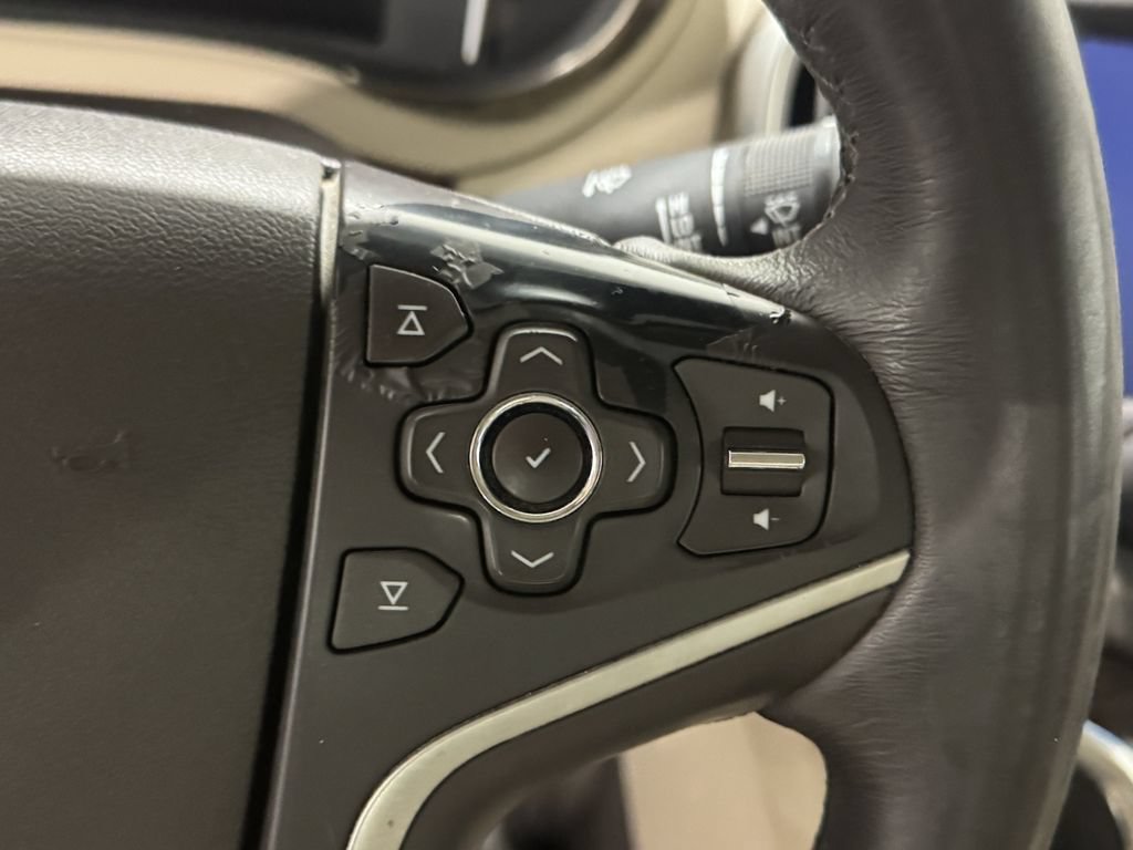 Used 2014 Buick LaCrosse Leather w/ Driver Confidence Package FWD image 7