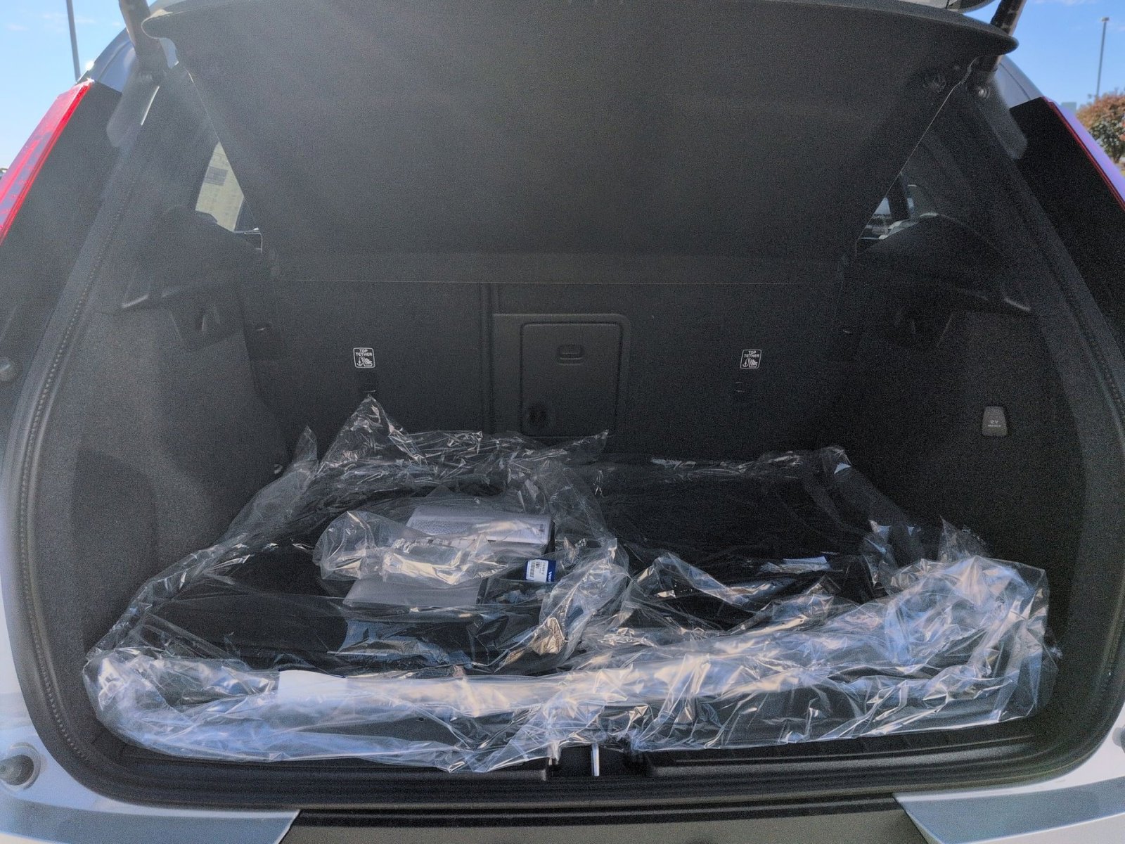 New 2026 Volvo XC40 B5 Ultra w/ Protection Package Premier image 26