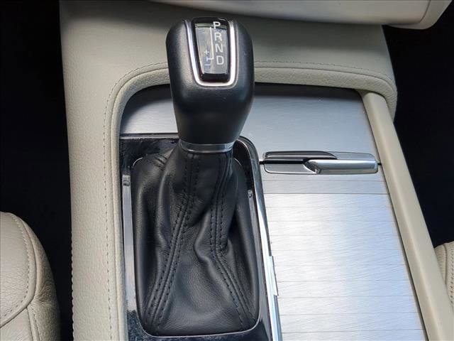 Used 2018 Volvo XC90 T6 Momentum w/ Convenience Package image 12