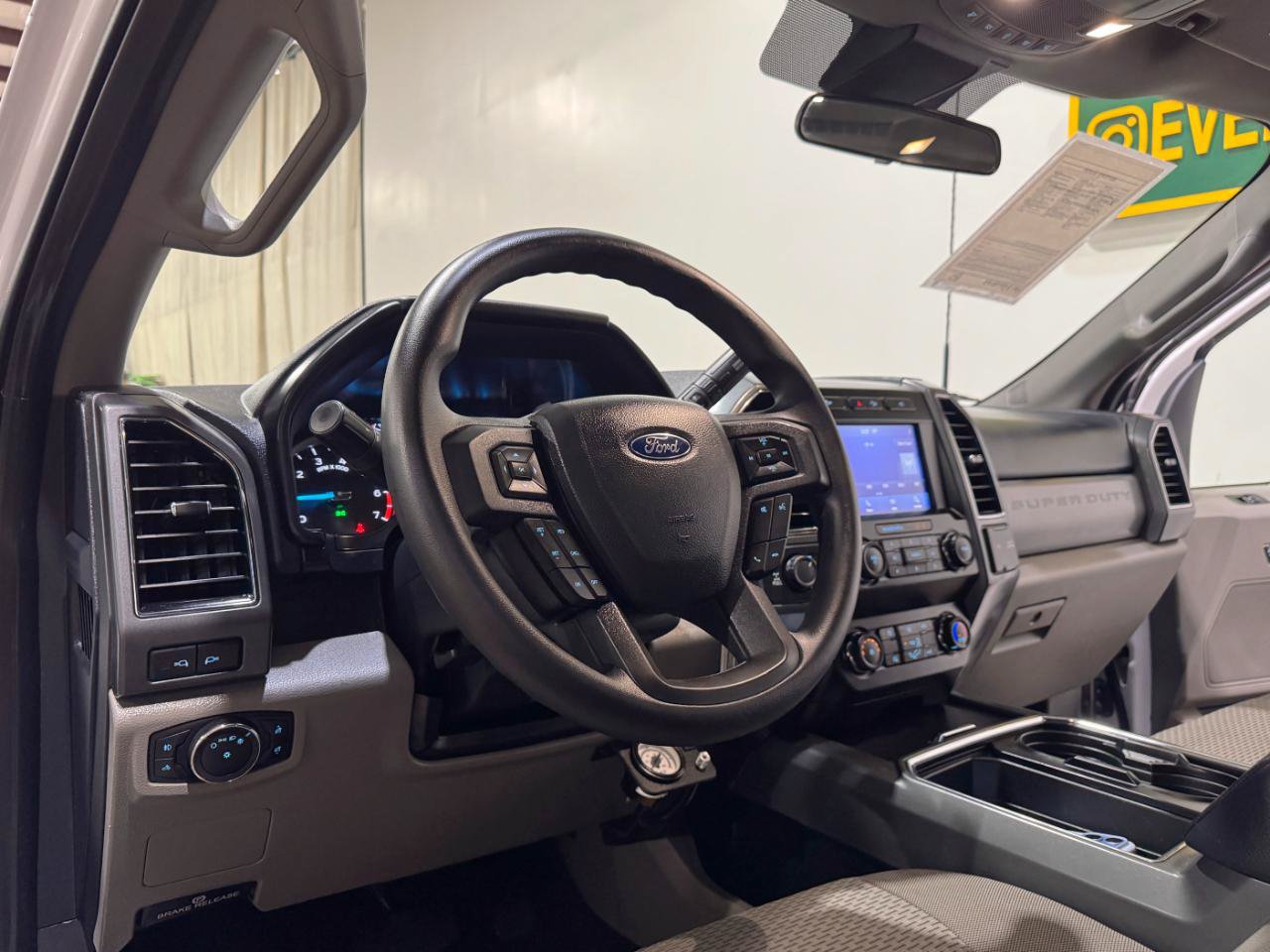 Used 2022 Ford F250 XLT w/ XLT Value Package AWD/4WD image 11