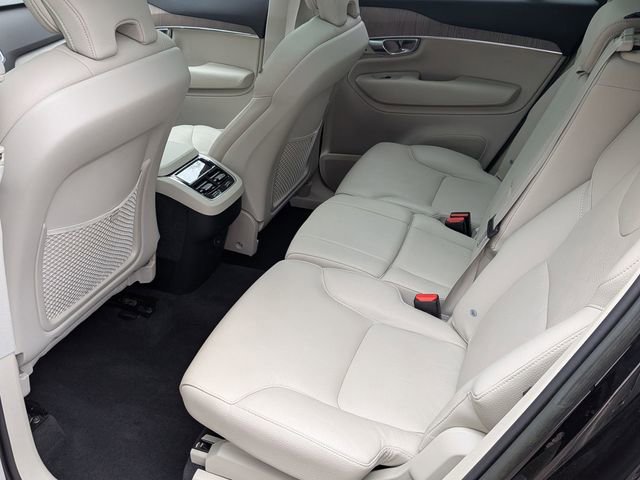 Certified 2023 Volvo XC90 B6 Plus w/ Protection Package Premier image 26