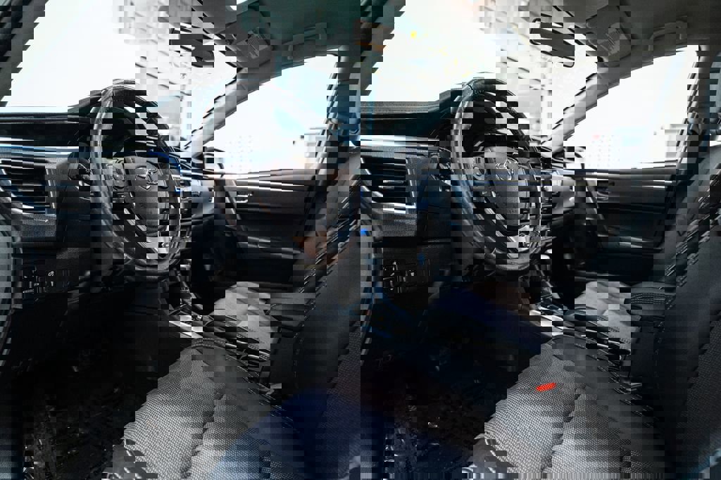 Used 2016 Toyota Corolla S image 12